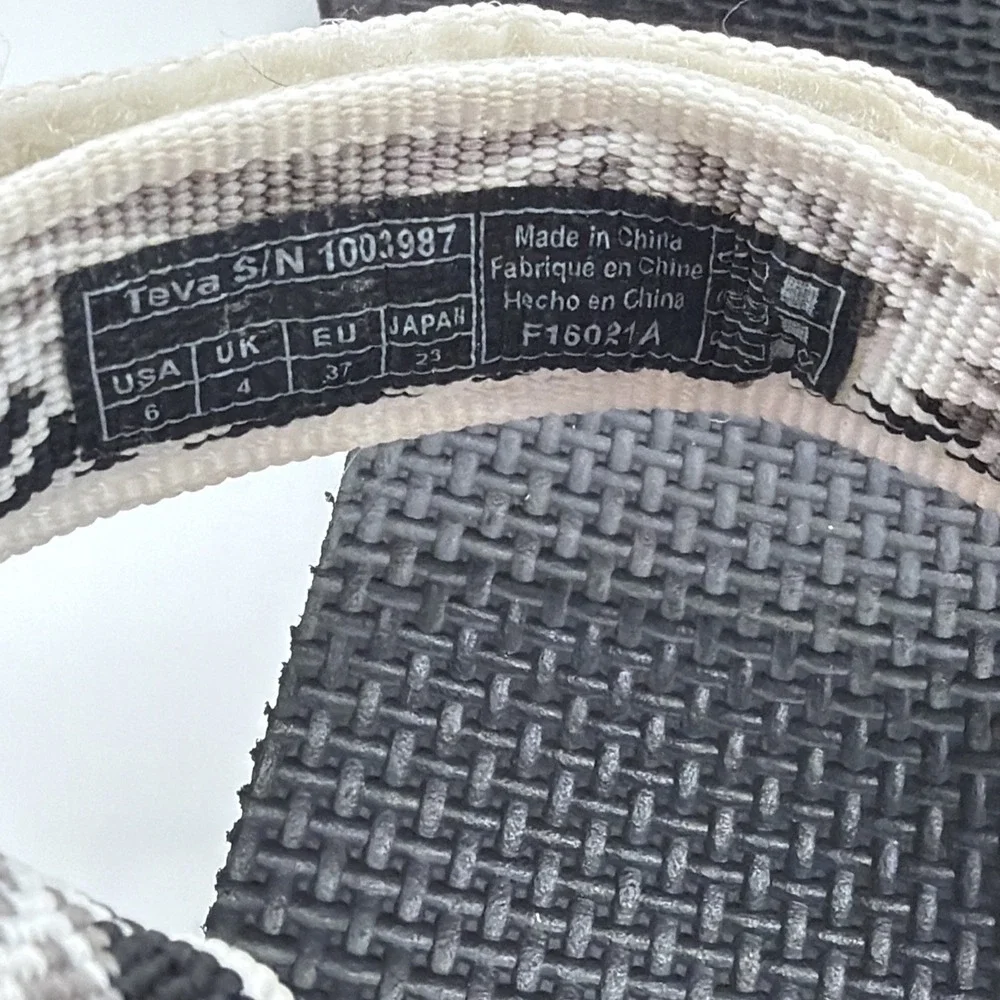 TEVA Sandals Black White Aztec Size 6 BWGR / 1003987 ORIGINAL UNIVERSAL SPORT